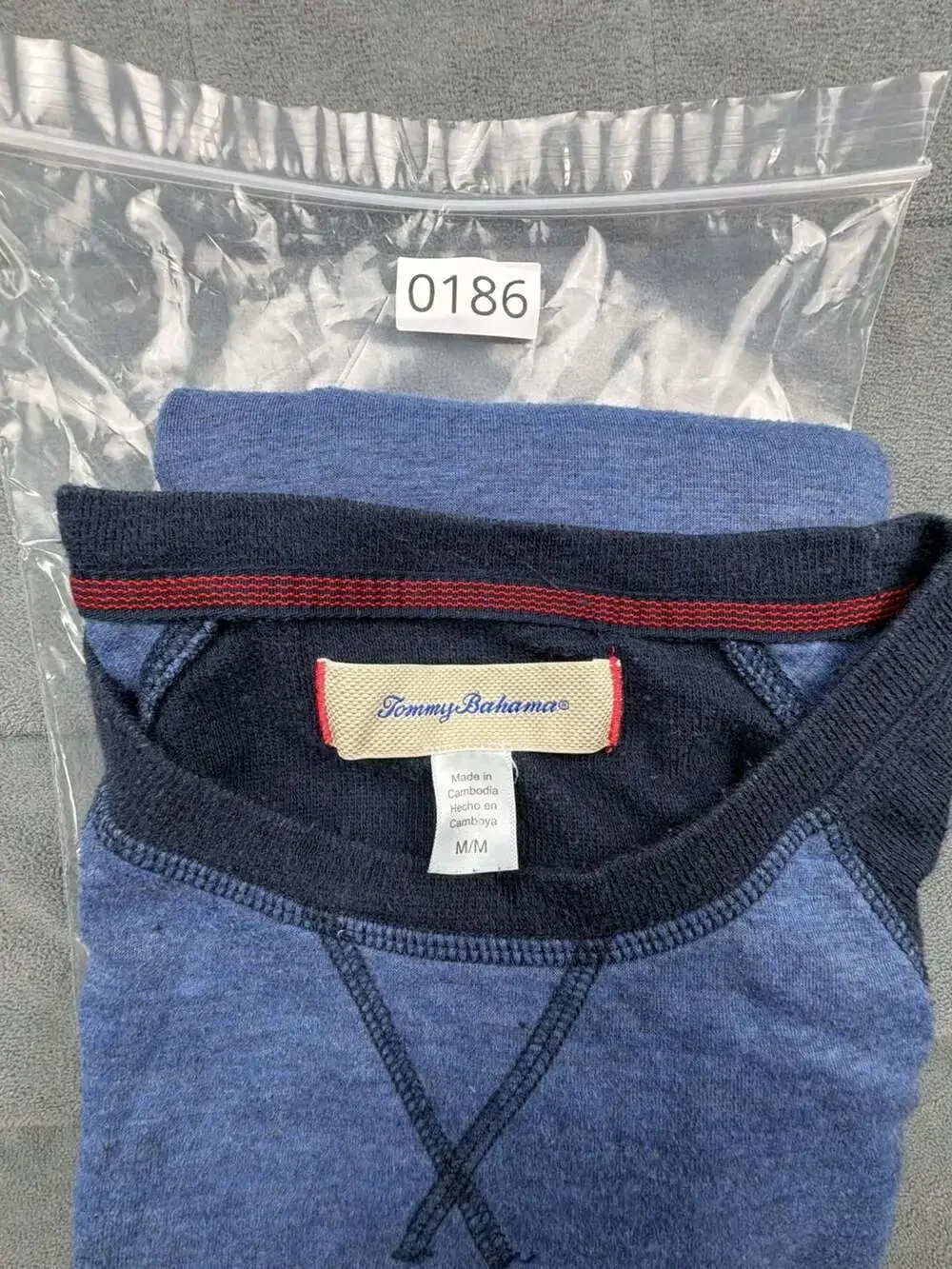 Tommy Bahama Mens Blue Long Sleeve Crew Neck Pullover Sweater Shirt Size M